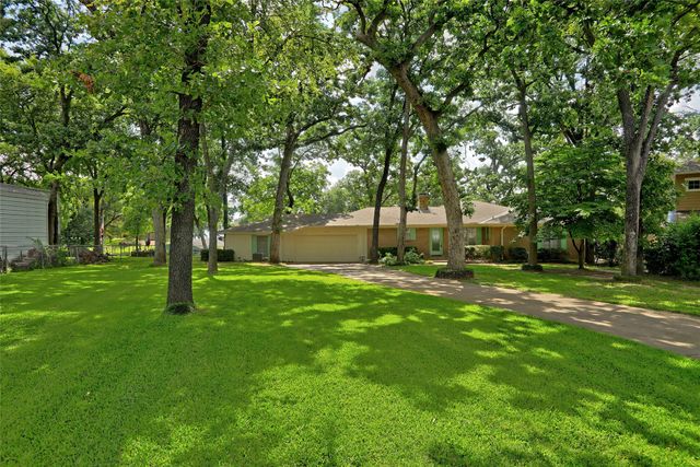 1208 Atoll Court, Tool, TX 75143