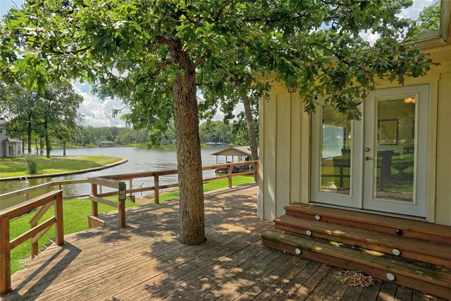 1208 Atoll Court, Tool, TX 75143