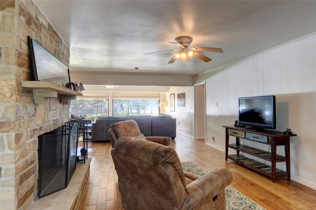 1208 Atoll Court, Tool, TX 75143