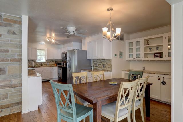 1208 Atoll Court, Tool, TX 75143