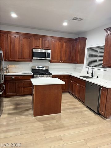 8451 Quarentina Avenue, Las Vegas, NV 89149