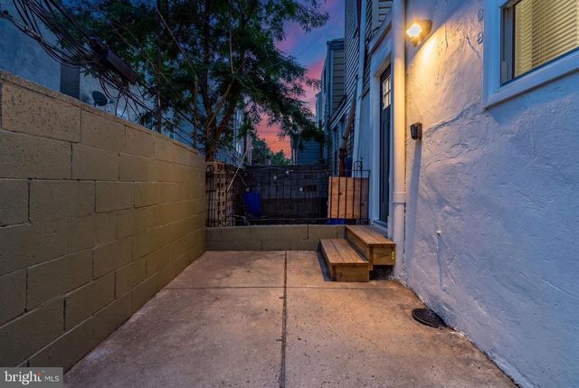 2001 S MILDRED ST, Philadelphia, PA 19148
