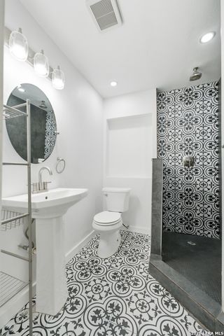 8058 Broadway Apt 142R, San Antonio, TX 78209
