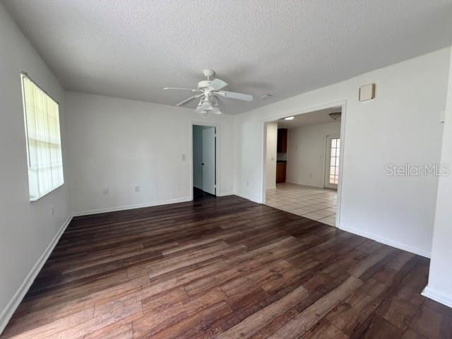606 SECOND AVENUE, Lady Lake, FL 32159