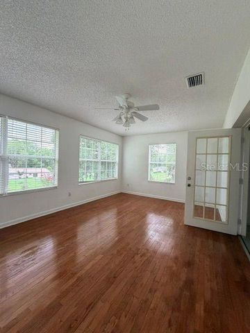 606 SECOND AVENUE, Lady Lake, FL 32159