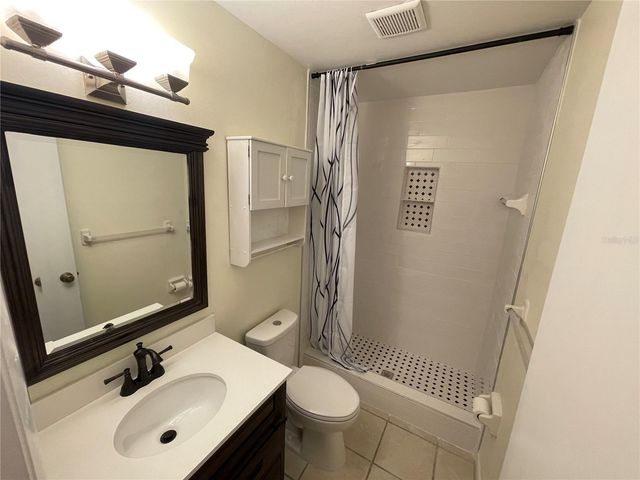 606 SECOND AVENUE, Lady Lake, FL 32159