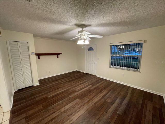 606 SECOND AVENUE, Lady Lake, FL 32159
