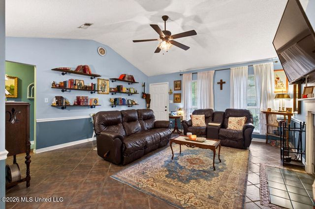 9534 Laa La Way, Diamondhead, MS 39525