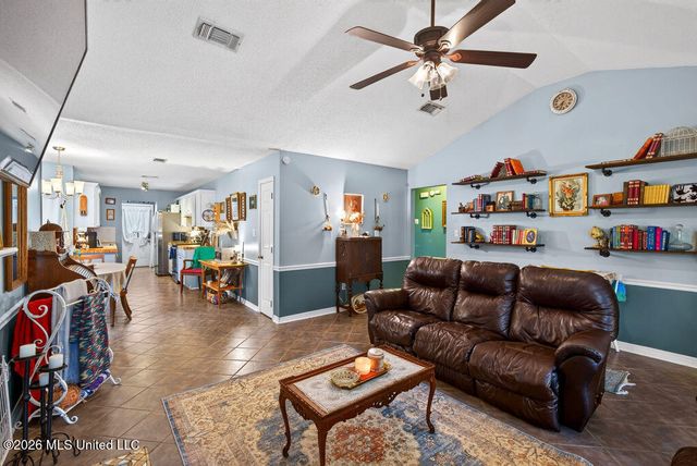 9534 Laa La Way, Diamondhead, MS 39525