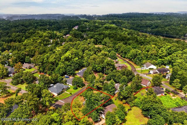 9534 Laa La Way, Diamondhead, MS 39525