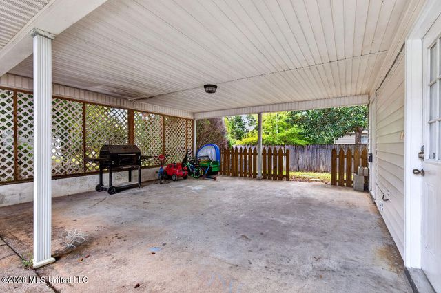 9534 Laa La Way, Diamondhead, MS 39525