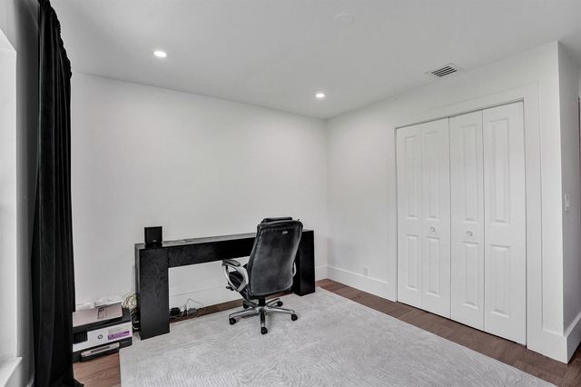 2804 Banyan Boulevard Circle NW, Boca Raton, FL 33431