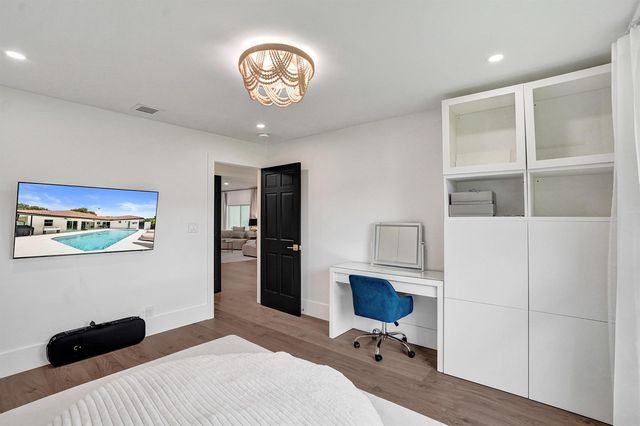 2804 Banyan Boulevard Circle NW, Boca Raton, FL 33431