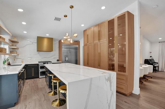 2804 Banyan Boulevard Circle NW, Boca Raton, FL 33431