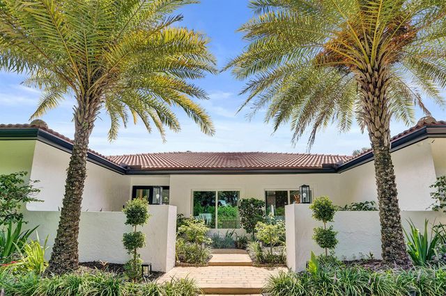 2804 Banyan Boulevard Circle NW, Boca Raton, FL 33431