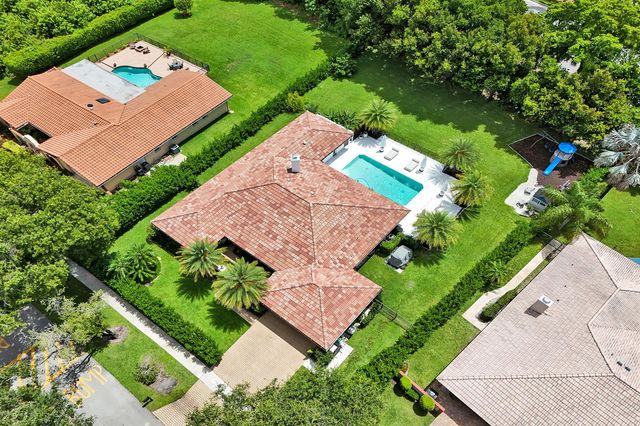2804 Banyan Boulevard Circle NW, Boca Raton, FL 33431