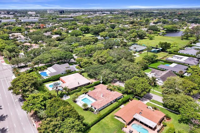 2804 Banyan Boulevard Circle NW, Boca Raton, FL 33431
