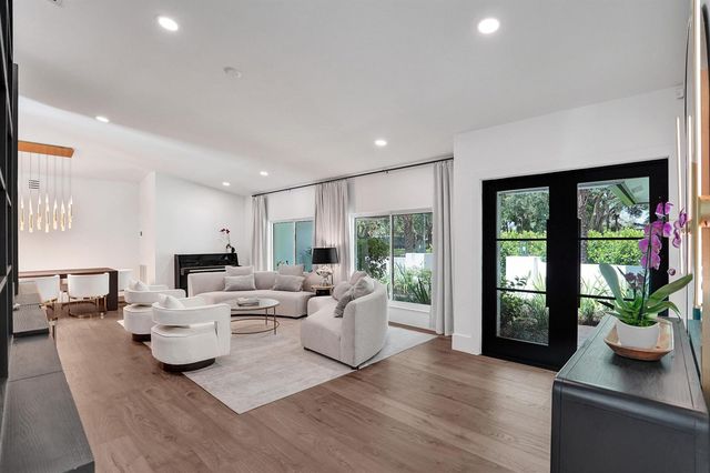 2804 Banyan Boulevard Circle NW, Boca Raton, FL 33431