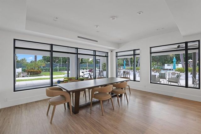2804 Banyan Boulevard Circle NW, Boca Raton, FL 33431