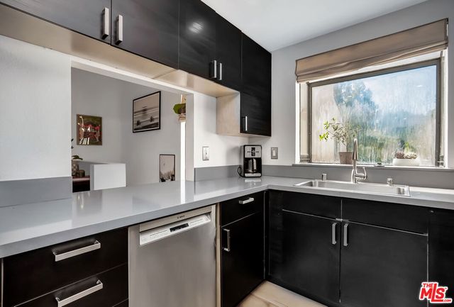 4267 Las Virgenes Road 1, Calabasas, CA 91302