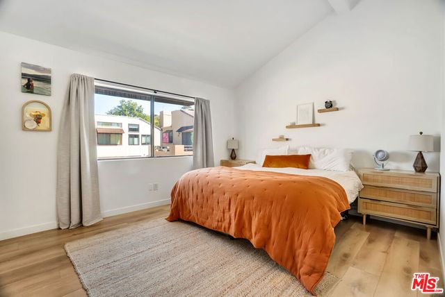 4267 Las Virgenes Road 1, Calabasas, CA 91302