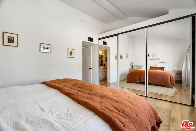 4267 Las Virgenes Road 1, Calabasas, CA 91302