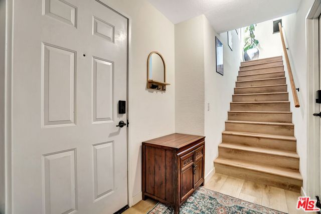 4267 Las Virgenes Road 1, Calabasas, CA 91302