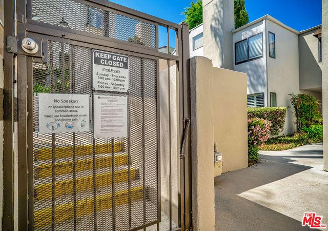 4267 Las Virgenes Road 1, Calabasas, CA 91302