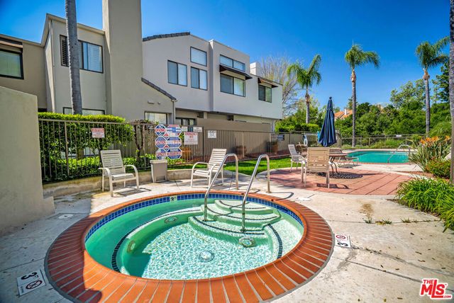 4267 Las Virgenes Road 1, Calabasas, CA 91302