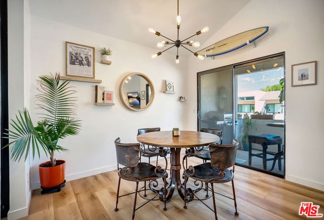 4267 Las Virgenes Road 1, Calabasas, CA 91302