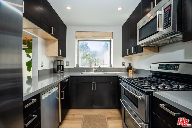 4267 Las Virgenes Road 1, Calabasas, CA 91302