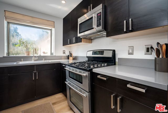 4267 Las Virgenes Road 1, Calabasas, CA 91302