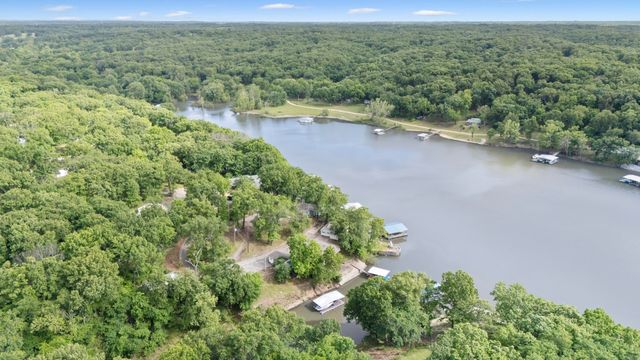 60273 E 322 Road, Grove, OK 74344