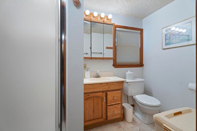 60273 E 322 Road, Grove, OK 74344