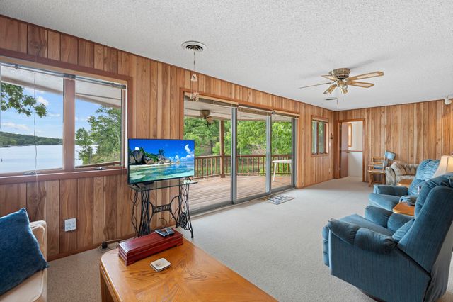 60273 E 322 Road, Grove, OK 74344