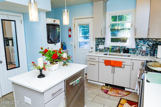 848 Cross Avenue, Elizabeth, NJ 07208