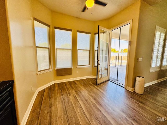 11502 Summit Point Court, Bakersfield, CA 93312