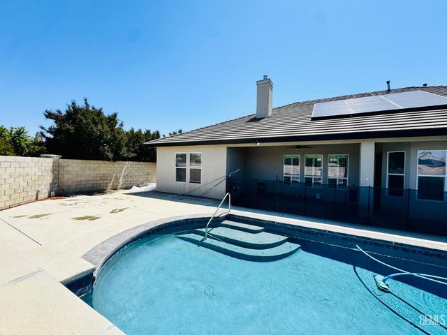 11502 Summit Point Court, Bakersfield, CA 93312