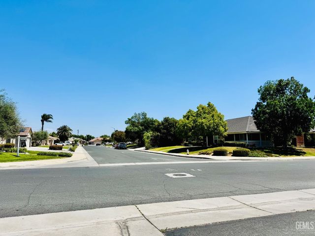 11502 Summit Point Court, Bakersfield, CA 93312
