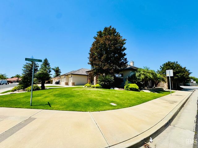 11502 Summit Point Court, Bakersfield, CA 93312