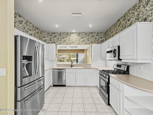 5501 Legend Hills Lane, Spring Hill, FL 34609