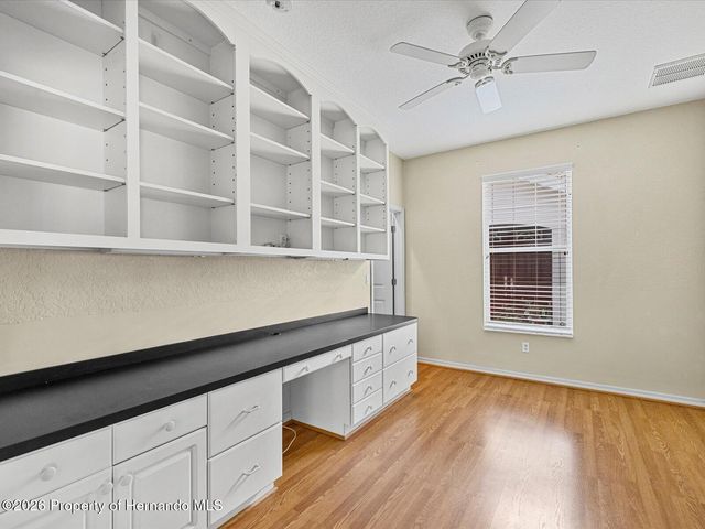 5501 Legend Hills Lane, Spring Hill, FL 34609