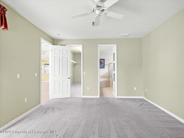 5501 Legend Hills Lane, Spring Hill, FL 34609