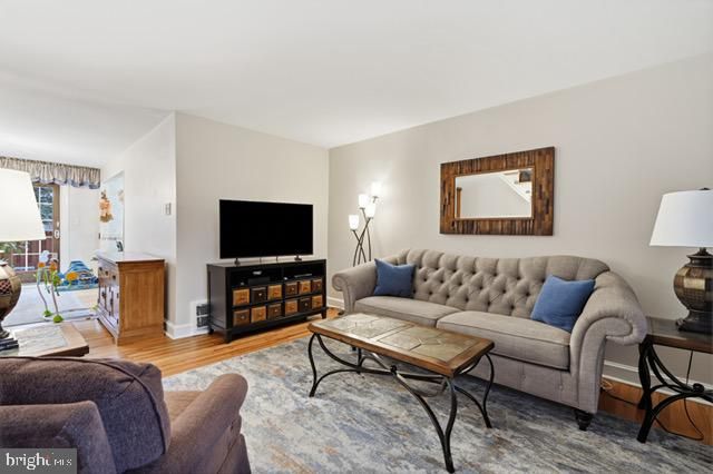 400 WESTBRIDGE RD, Glenolden, PA 19036