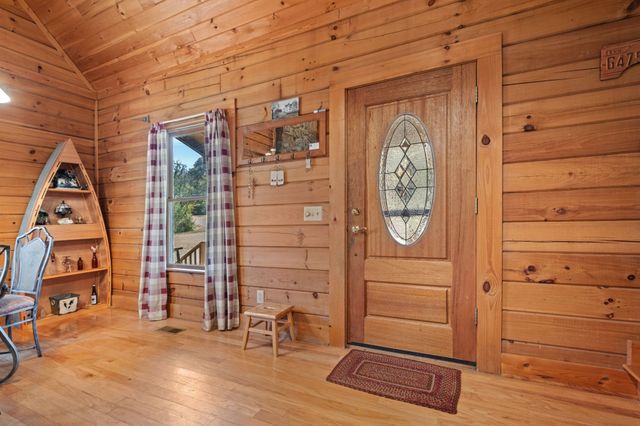 6442 Brandy Ln, Lebanon, TN 37090