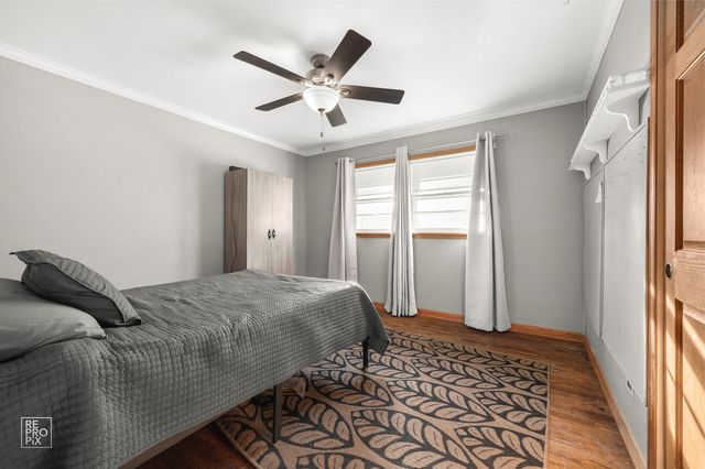 138 N Elmwood Avenue, Wood Dale, IL 60191