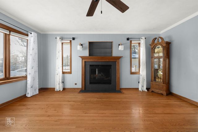 138 N Elmwood Avenue, Wood Dale, IL 60191