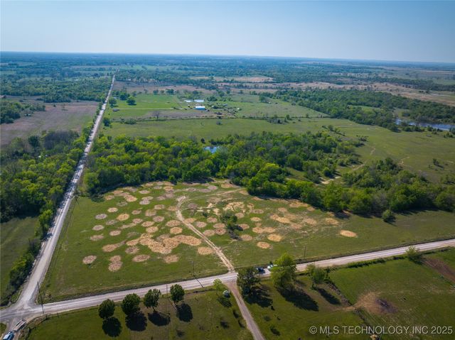 S 154th Street W, Haskell, OK 74436