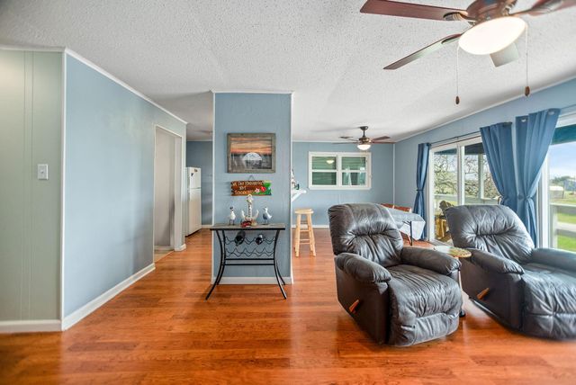 448 Stovall Drive, Palacios, TX 77465