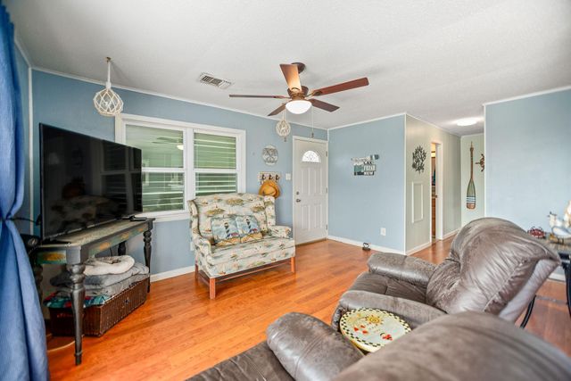 448 Stovall Drive, Palacios, TX 77465